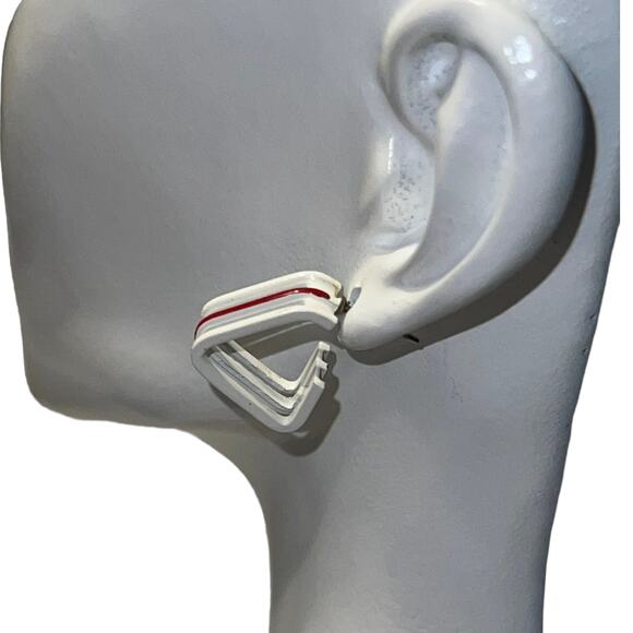 Vintage Angular Red & White Tri-Hoop Post Earrings 1980s Geometric Retro Jewelry - Picture 11 of 14